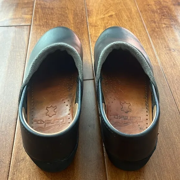Dansko Women's Professional Clogs Shoes Slip On Comfort Black Size 38