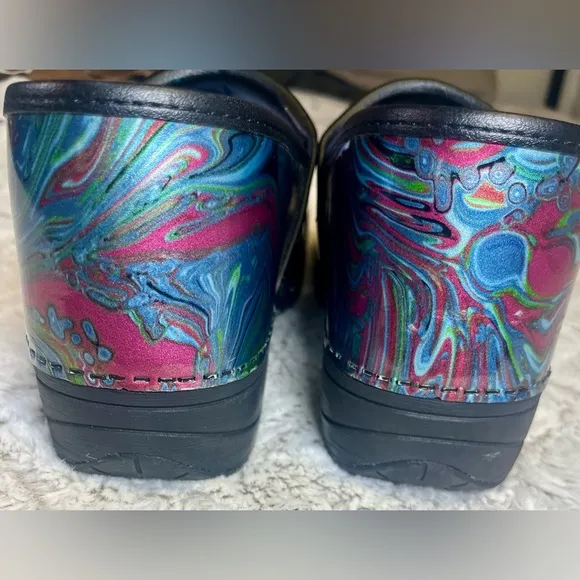 Dansko XP 20 Multi Color Iridescent Professional All Day Comfort Clogs Sz 11…