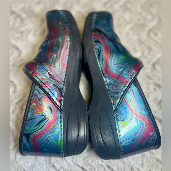 Dansko XP 20 Multi Color Iridescent Professional All Day Comfort Clogs Sz 11…