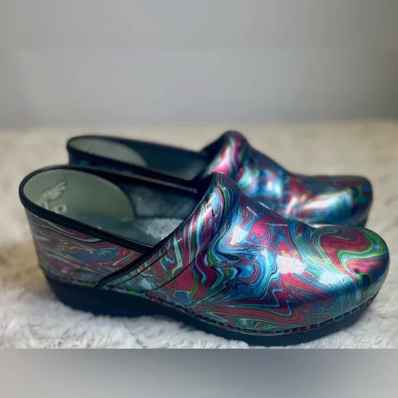 Dansko XP 20 Multi Color Iridescent Professional All Day Comfort Clogs Sz 11…