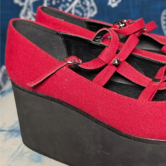 Demonia Click 08 T Strap Platform Sandals Shoes Red Canvas Women's Fits 7.5