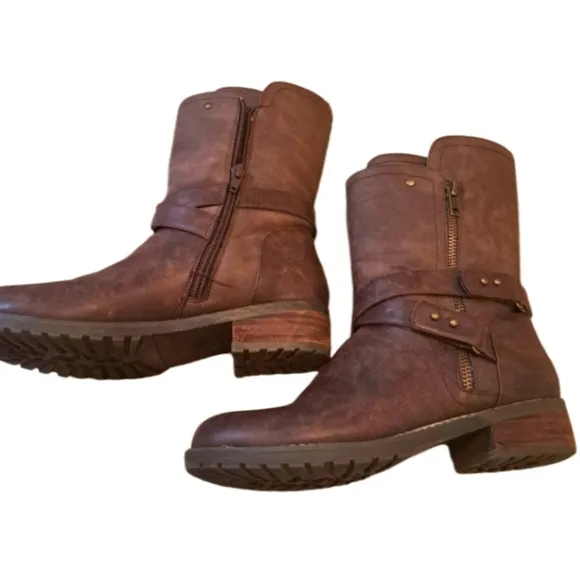 DIBA Brown Leather Western  Cowboy Zip Up Boots