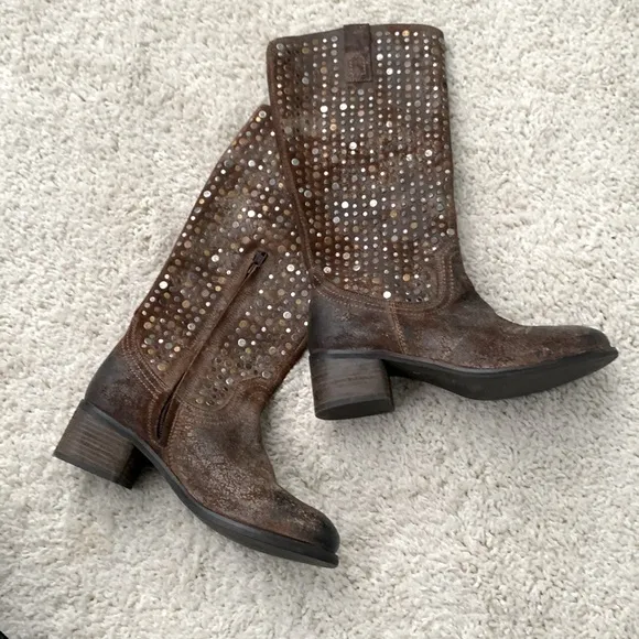 Diba True studded boot Browns What to do