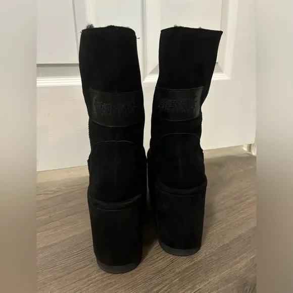 Dolls Kill / Darker Wavs Atmosphere Fleece Lined Suede Platform Platform Boots