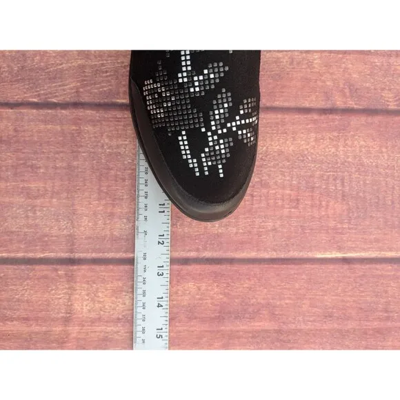 Donald Pliner Blk Suede Silver Rose Studded Whimsy Witch Sneaker 11M Embellished