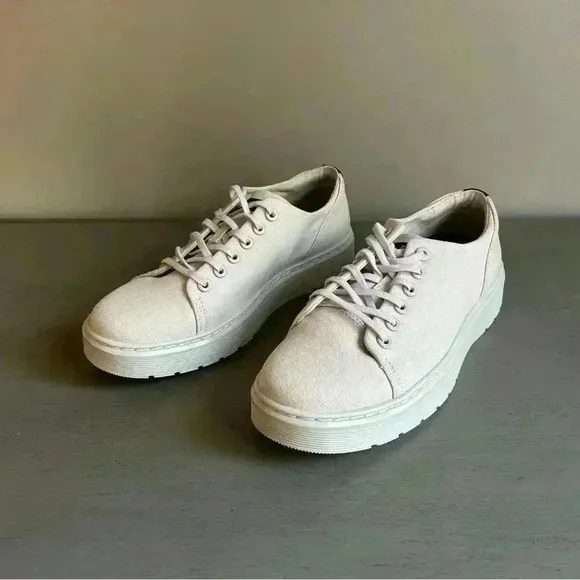 Dr. Doc Marten's Dante Canvas Low Top Sneaker Women 9 Oxfords Lace Up NWOT Cream