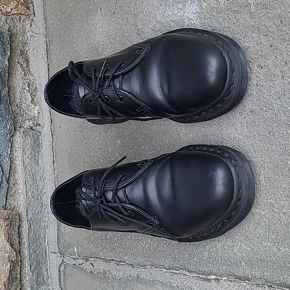 Dr Martens  1461 mono oxfords