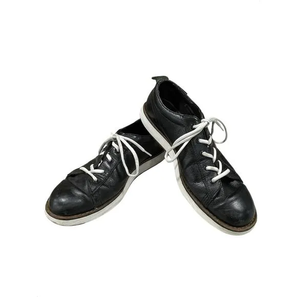 Dr Martens Carris Men’s Size 11 Sneakers Casual Black Soft Leather Lace Up Shoes