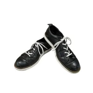 Dr Martens Carris Men’s Size 11 Sneakers Casual Black Soft Leather Lace Up Shoes