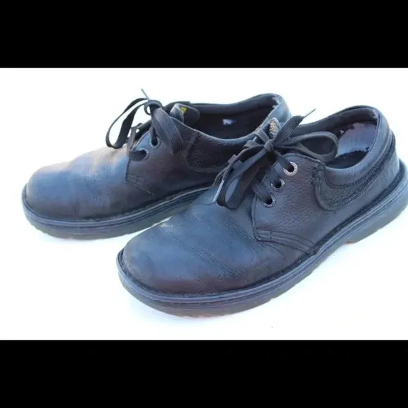 Dr. Martens Hampshire men’s shoes