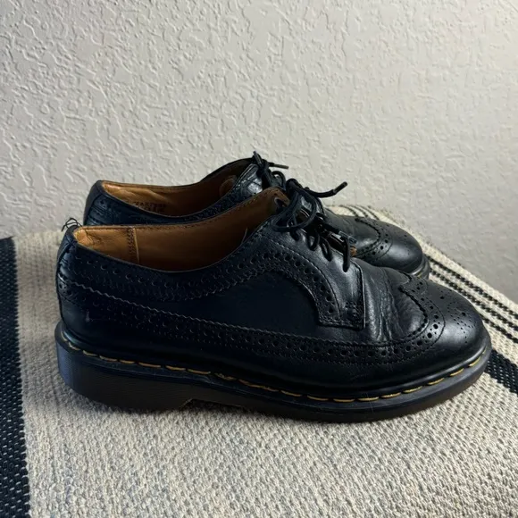 Dr Martens Mens Wingtip Brogues Oxford Shoes