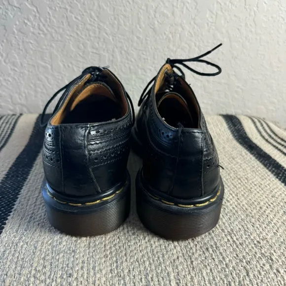 Dr Martens Mens Wingtip Brogues Oxford Shoes