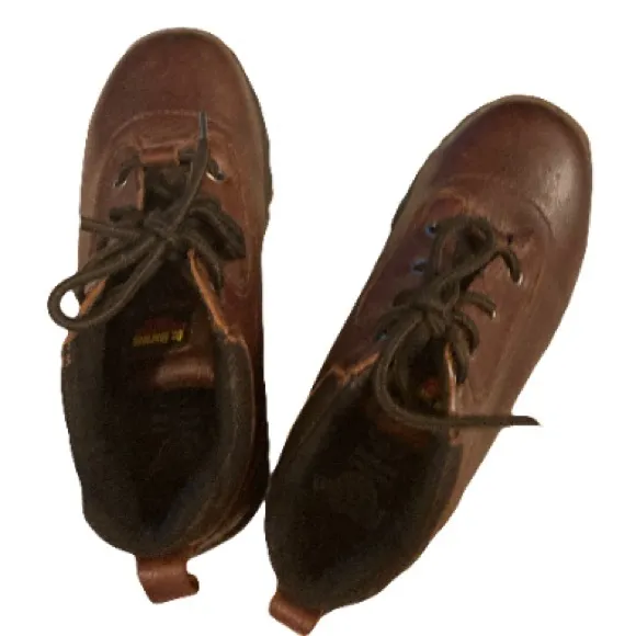 DR MARTENS VTG Women’s Dark Brown Leather 10854 Industrial Steel Toe Shoes 7 Y2K
