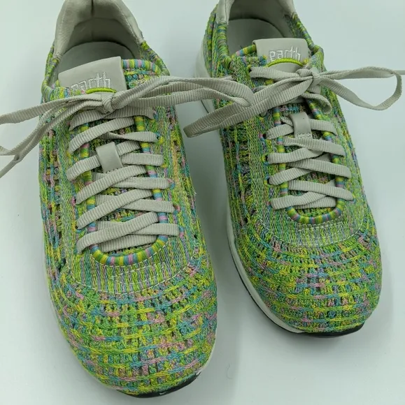 EARTH Women's Vital Green Mesh Comfort Sneakers Sz 7