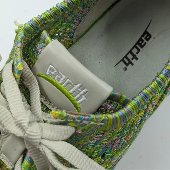 EARTH Women's Vital Green Mesh Comfort Sneakers Sz 7