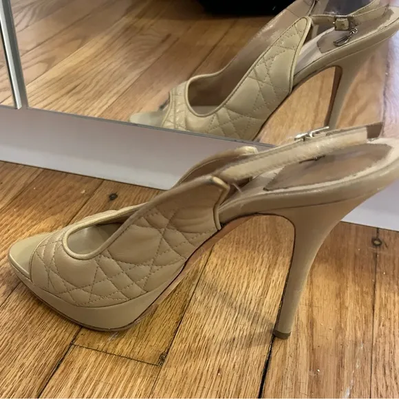 Elegant Tan Slingback Platform Christian Dior heels sz 8