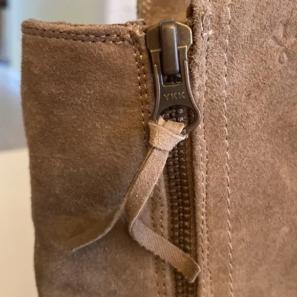 Emu Australia Mushroom Barakee Suede Shearling Lined Boots - size 6.5