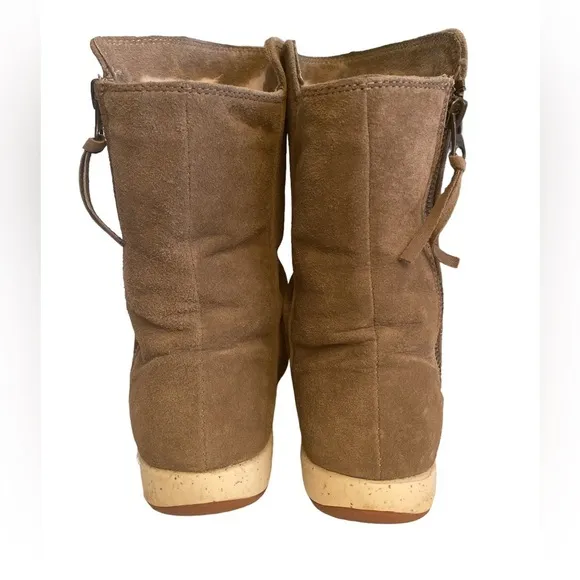 Emu Australia Mushroom Barakee Suede Shearling Lined Boots - size 6.5