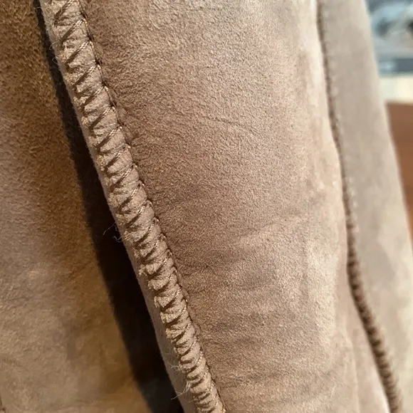 EMU Stinger Hi Women’s Genuine Sheepskin Boots Mushroom Gray Size 9