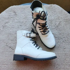 Emu waterproof boots size 7