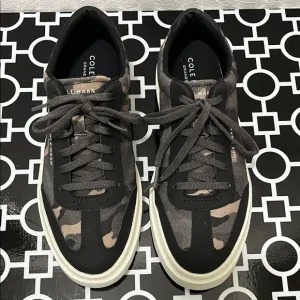 EUC Cole Haan Black and Gray Grand Series T-Toe Canvas Camouflage Court Sneakers