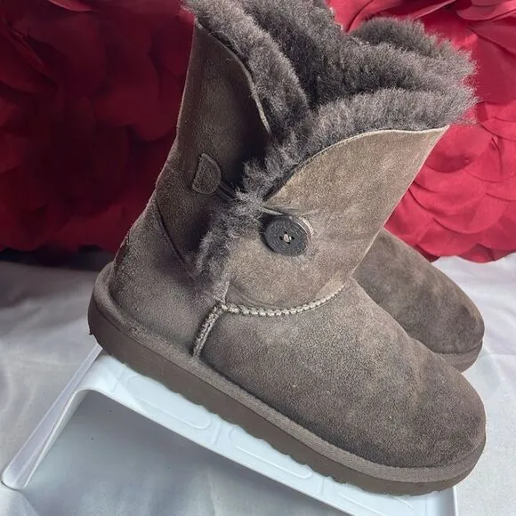 (F) UGG Australia Bailey Button  for girls Chocolate suede mid-calf boots