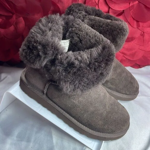 (F) UGG Australia Bailey Button  for girls Chocolate suede mid-calf boots