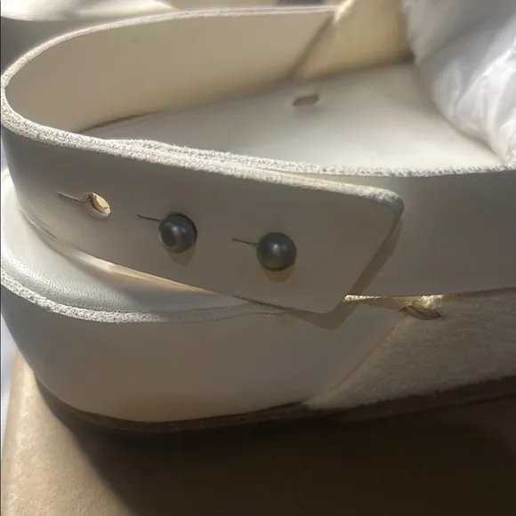 FEIT One Strap Sandal*Unisex*Size M*made from Elk*NWT*MSRP $400