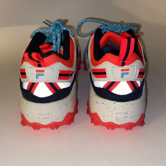 FILA Oakmont TR Womens 5JM001249-119 Shoes Sneakers - Size 6.5