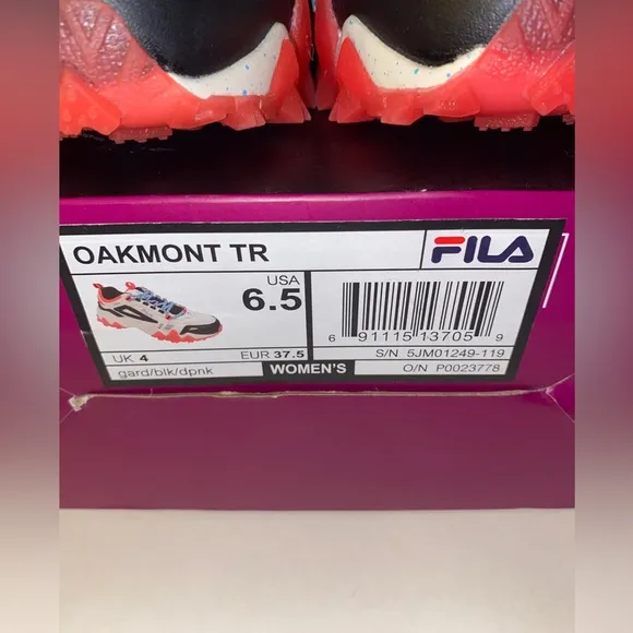 FILA Oakmont TR Womens 5JM001249-119 Shoes Sneakers - Size 6.5