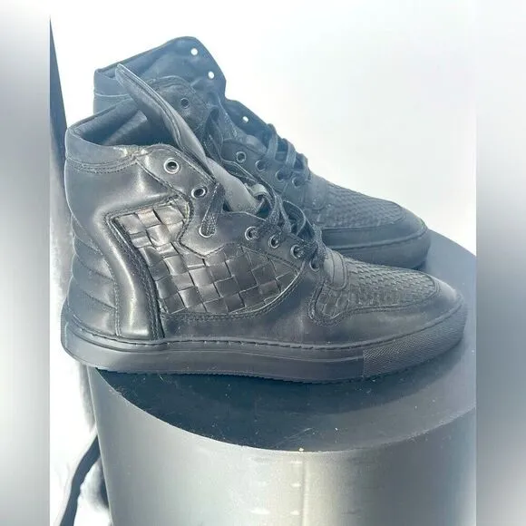 Filing pieces black quilted sneakers‎ for men size 7