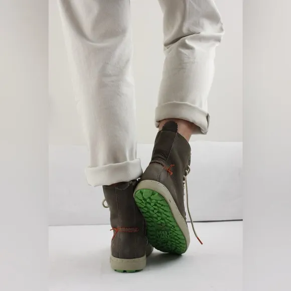 FINAL PRICE DROP Satorisan Boots Women Leather