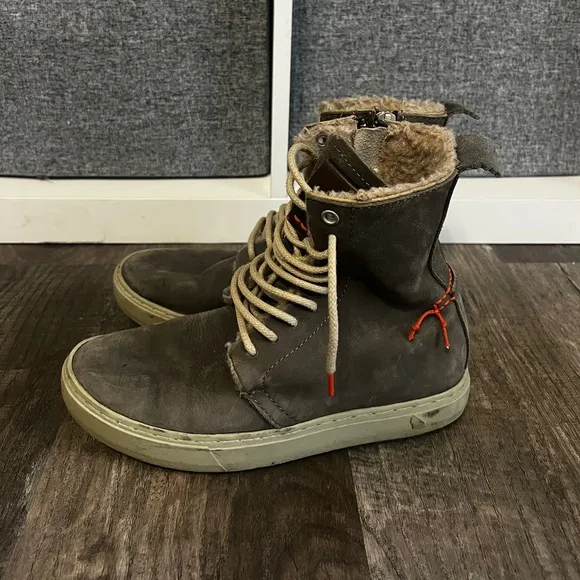FINAL PRICE DROP Satorisan Boots Women Leather