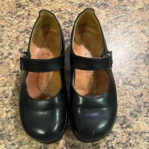 Footprint by Birkenstock shoes