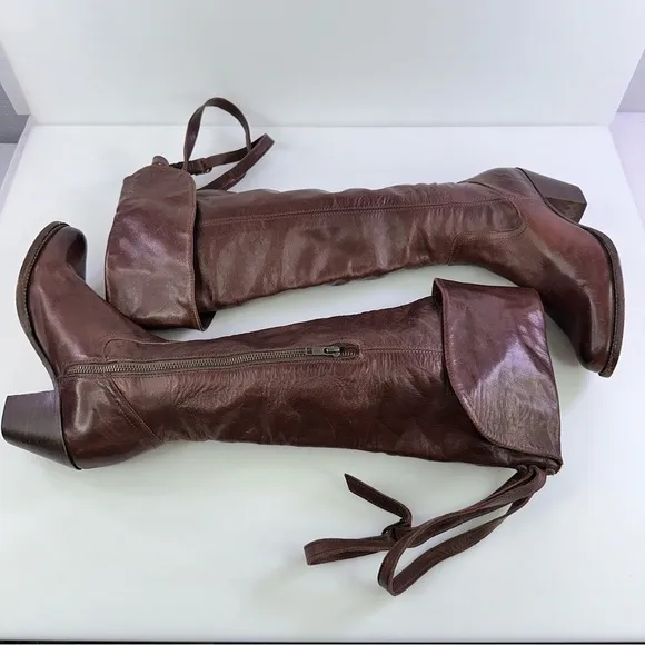 Frye Women's 77824 Brown Leather Tall Riding Boots - Size 8B