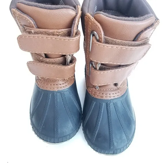 GAP Duck snow boots Unisex boy/ girls 5T/6T