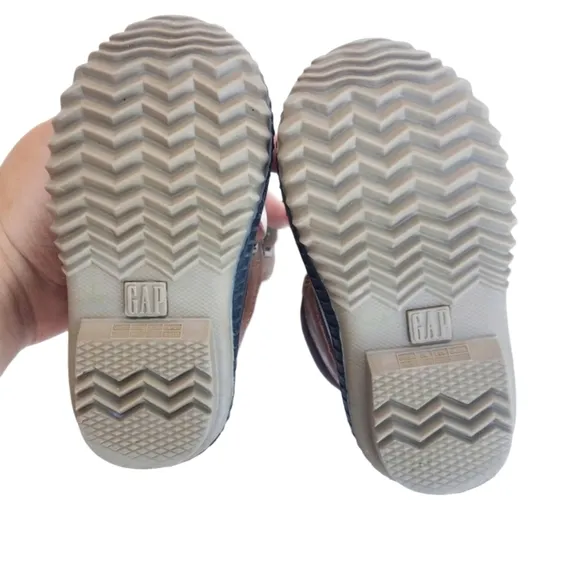 GAP Duck snow boots Unisex boy/ girls 5T/6T