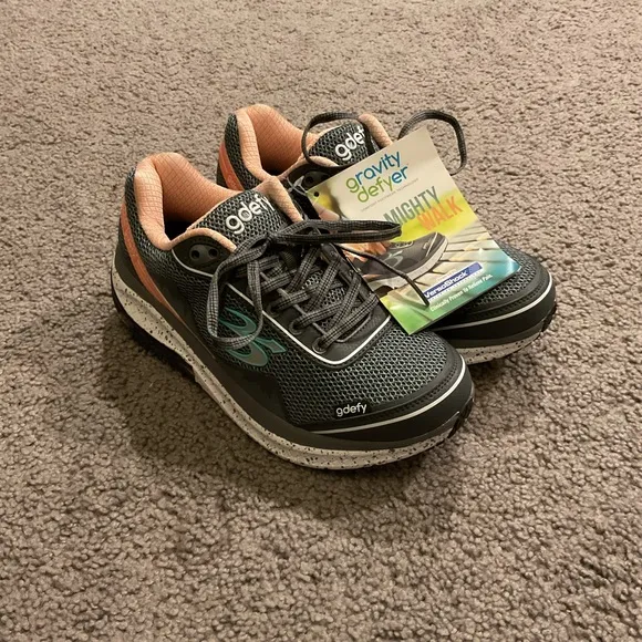 Gdefi Gravity Defier Gray &amp; Pink Mighty Walk Athletic Verso Shock Sneakers 8 NWT