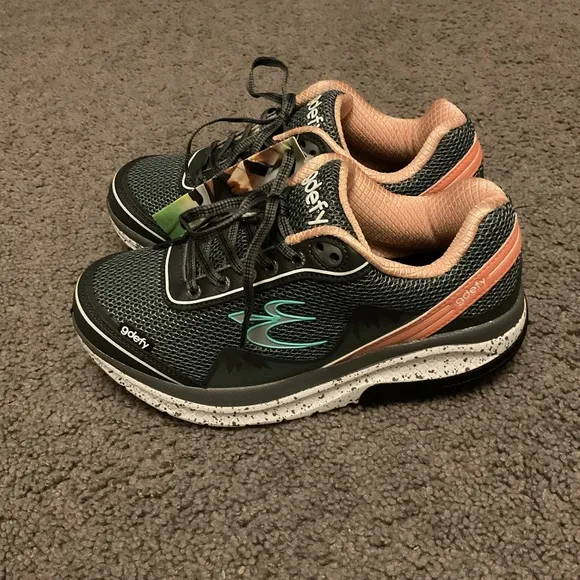 Gdefi Gravity Defier Gray &amp; Pink Mighty Walk Athletic Verso Shock Sneakers 8 NWT