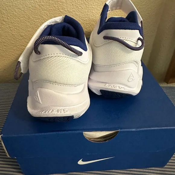 Giannis Immortality 2 Nike shoes