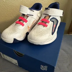 Giannis Immortality 2 Nike shoes