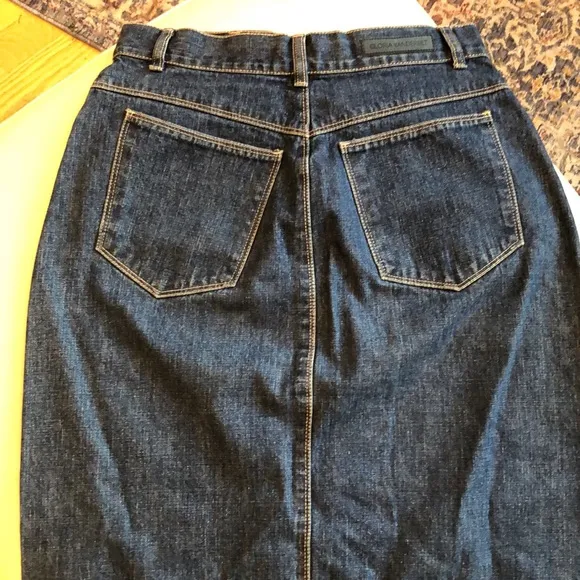 Gloria Vanderbilt blue denim button midi skirt