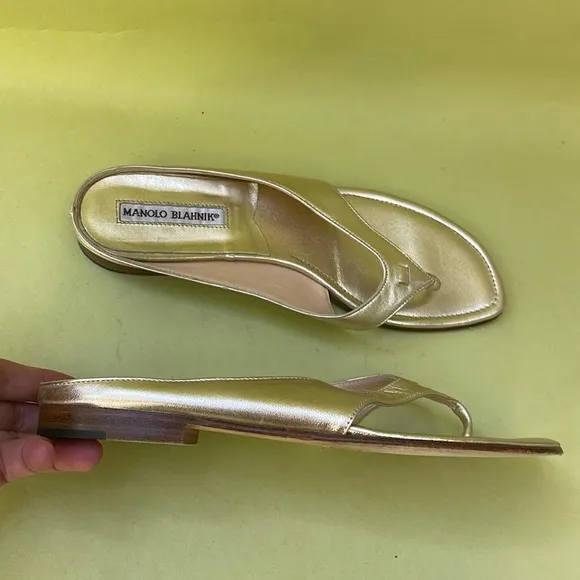 Gold Manolo Blahnik all leather shoes