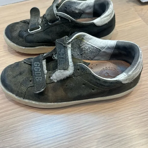 Golden goose green sneaker