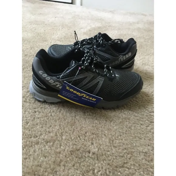 Goodyear Boys Athletic All Terrain Shoes Sneakers Size 4 Multicolor