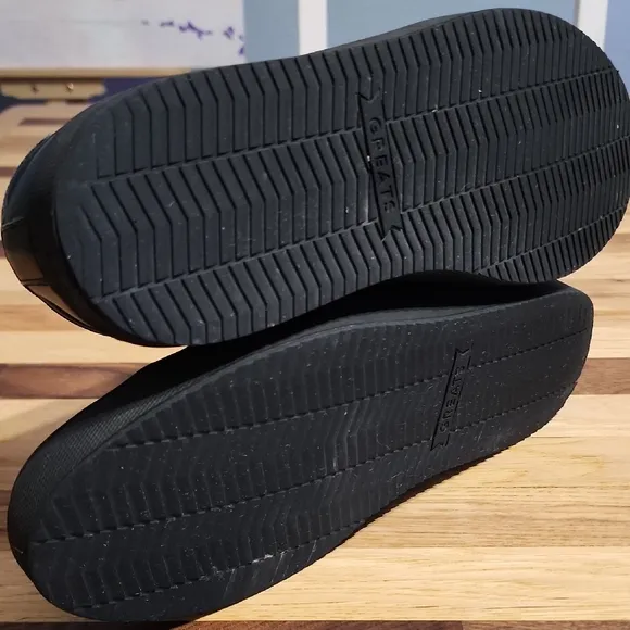 Greats Men's All Black Leather Sneakers