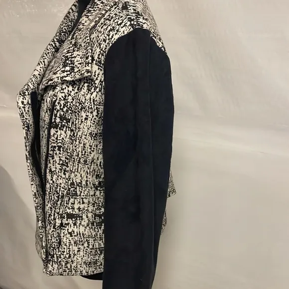 H by Halston zip up jacket size 14