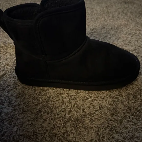 H&amp;M WARM-LINED BOOTS BRAND NEW