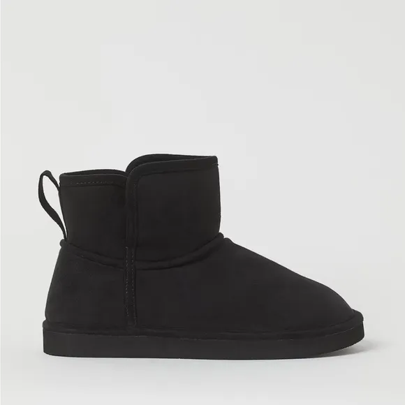 H&amp;M WARM-LINED BOOTS BRAND NEW