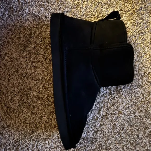 H&amp;M WARM-LINED BOOTS BRAND NEW